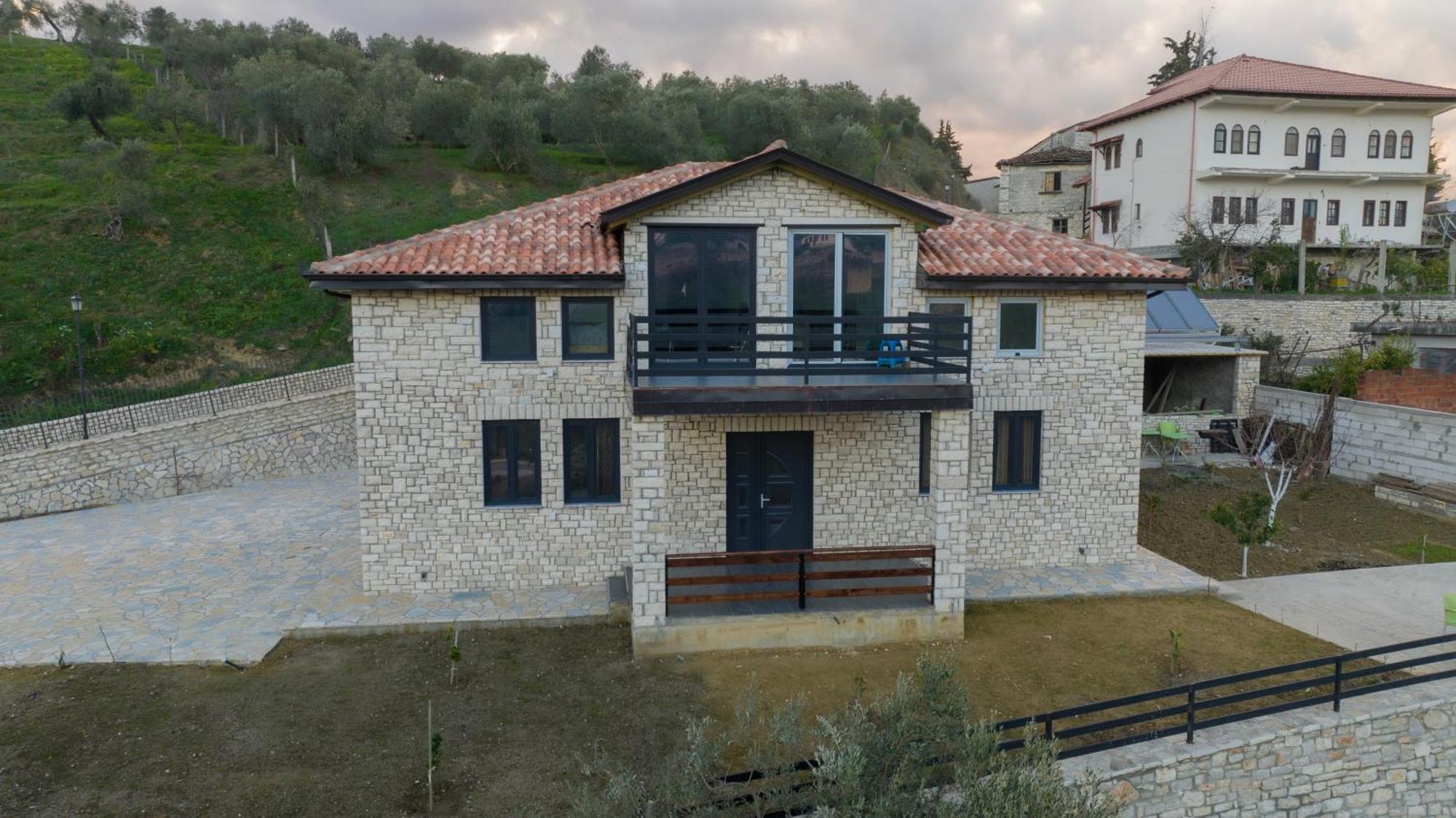 Villa Balliu Berat Buitenkant foto